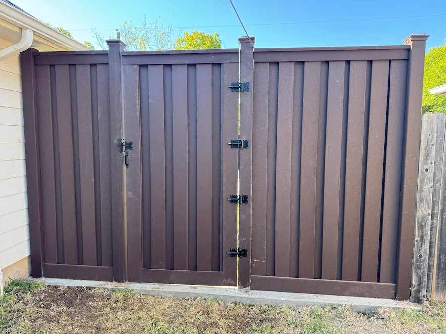 Winchester Grey fence option in Fort Worth